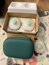 Willow GO Double Smart Wearable Breast Pump With Extras