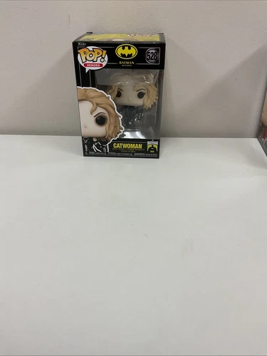 Funko Pop! Vinyl: DC Universe - Catwoman #528 G80
