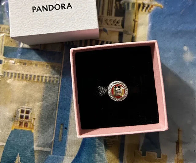 2023 Disney Parks Pandora WDW Passholder Charm Mickey Mouse New In Hand