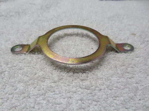 HOLDER, OIL SEAL