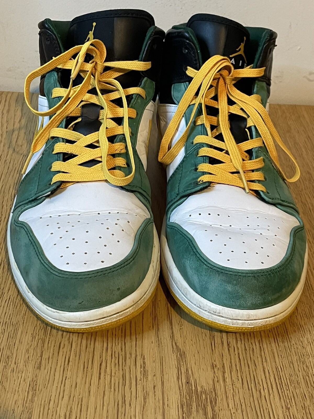 Nike Air Jordan 1 Mid Sonic Green Black Yellow White 554724-307 Size 11 