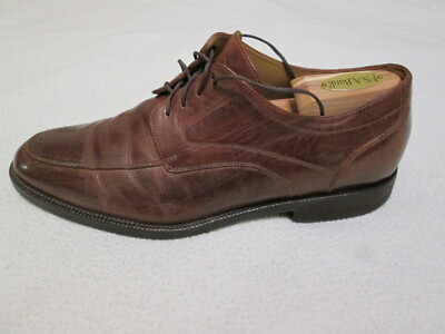 Johnston & Murphy Signature Series moc-toe derbies, brown  display picture 1