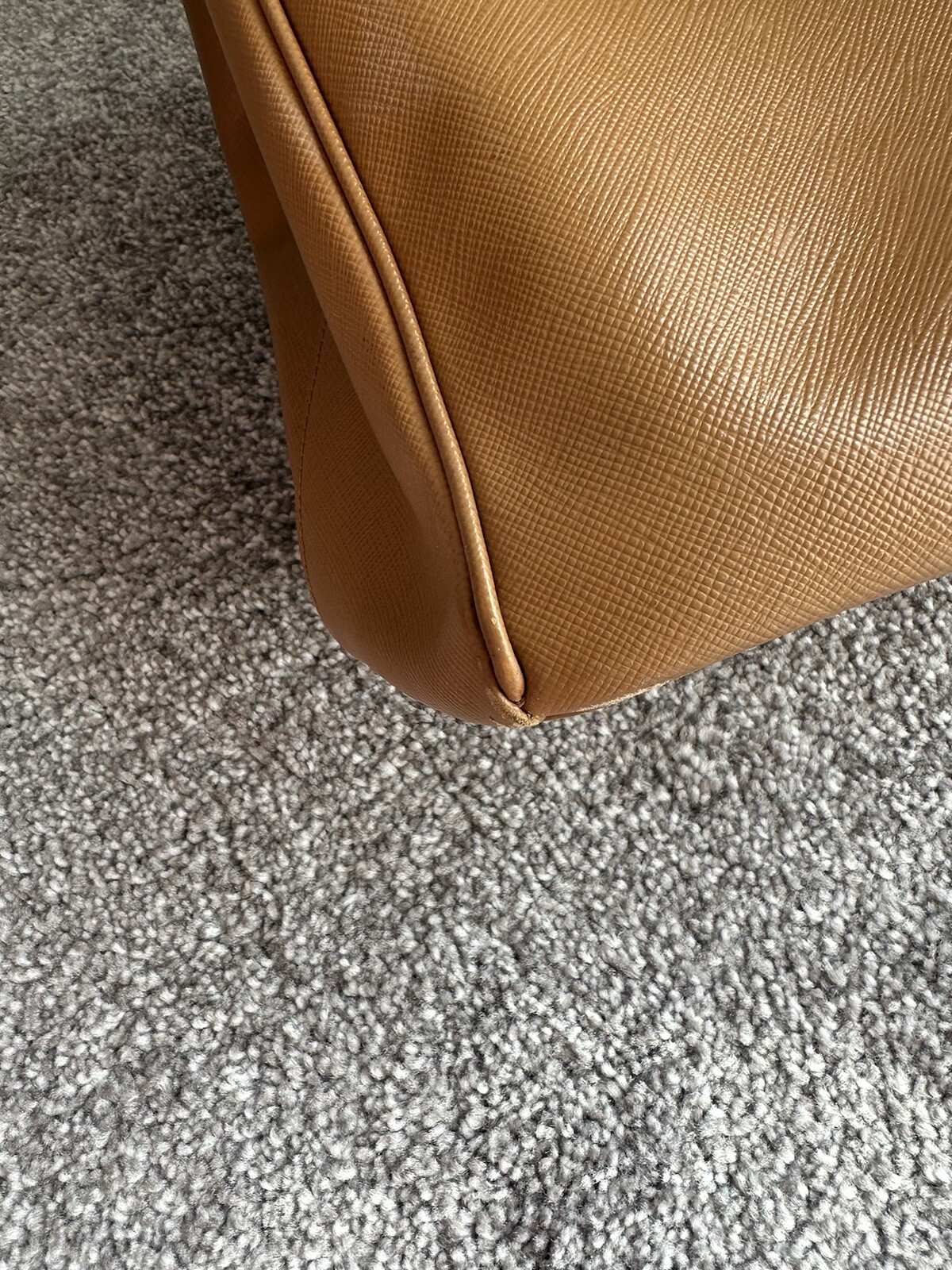 Prada Galleria Saffiano, Tan 100percent Authentic RRP £2400 image 4