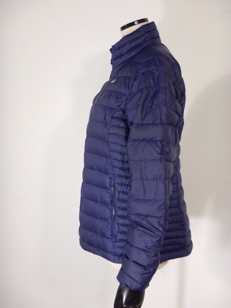 Patagonia Women's DOWN SWEATER JACKET Navy Blue DISTRESSED Size LARGE