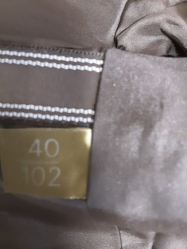 T31- OSCARS BLAZER SUIT SIZES 40, Super Condition - Picture 13 of 14