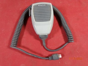 ÉMETTEUR-RÉCEPTEUR MULTIPLE FM KENWOOD TM-741 50/144/430 MHz 10 W