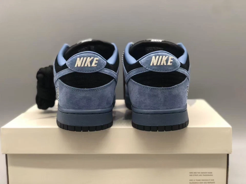 Tenis para hombre Supreme x Nike SB Dunk Low 94 Ocean Fog HQ8487-400 Foto 4 de 4