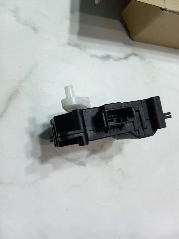 Dorman 604-939 HVAC Blend Door Actuator-Heater Blend Honda Civic CR-V 2003-2006 - Image 4 of 4