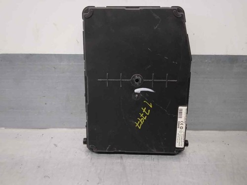 8200525384 FUSE BOX UNIT / SIEMENS / S118400150D / 4546053 FOR RENAULT SCENIC II