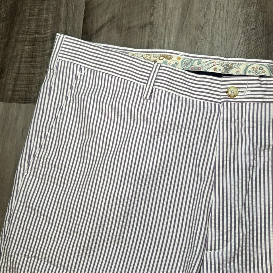 Berle Seersucker Striped Shorts - 40R - Image 4 of 4