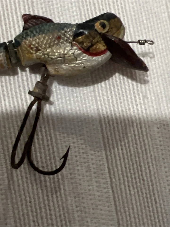 Винтажная Plucky Плавательная Приманка Редкая Соединенная Рыбалка Minnow КОЛЛЕКЦИЯ Предмет - Изображение 3 из 4