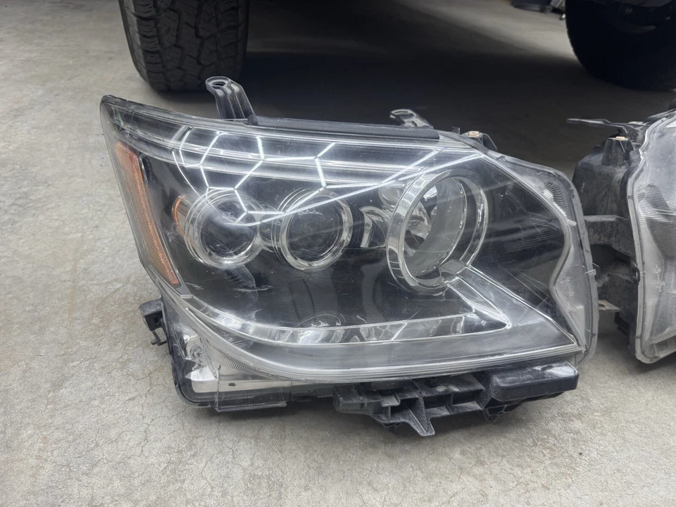 2018 Lexus GX460 Headlights Driver & Passenger  - Image 3 of 3