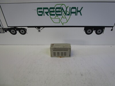 OMRON S3D8-CKF-US SENSOR CONTROLLER - USED - FREE SHIPPING