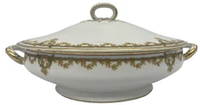 Haviland Limoges Schleiger 290 Oval Covered Vegetable Bowl " AS IS "