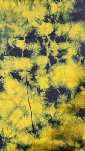 20 X 20 Fabric Piece Yellow & Black Tie Dyed Heavy Cotton Quilt Remanent - Picture 2 of 2