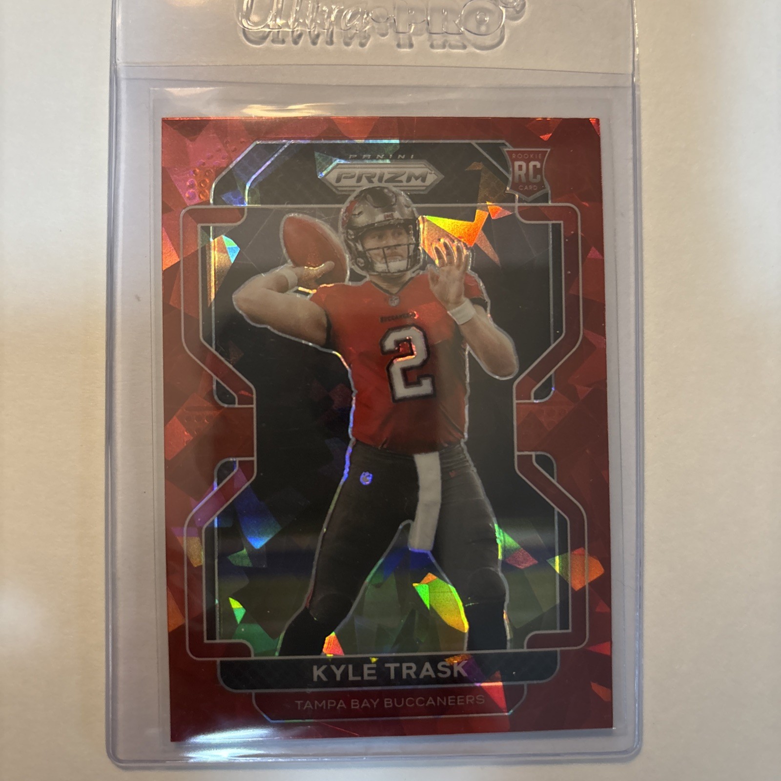 2021 NFL Prizm Kyle Trask Red Cracked Ice Rookie Card #339