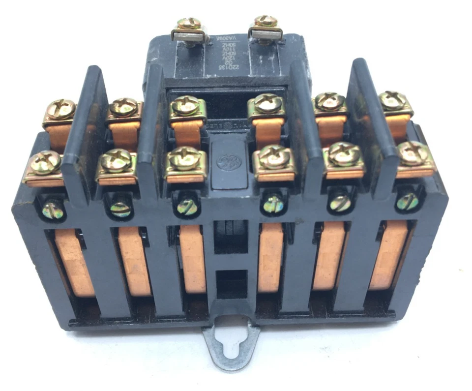 GE Lighting Contactor Electrically Held 30A 6P CR260L20GA, CR260L20GA021AA0 - Image 3 of 4