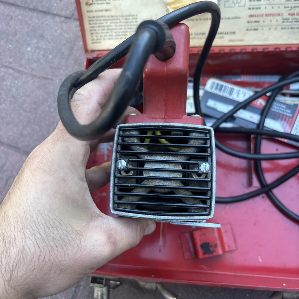 Serra elétrica vintage Milwaukee 6282 resistente SawZitt Jig Saw EUA - Imagem 3 de 4