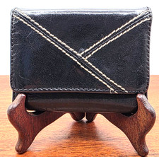Vintage Wilsons Trifold Black Leather Wallet with Contrasting Stitching Detail