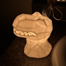 TARGET DINOSAUR White T-Rex Head Kids Room Lamp/Night Light On/Off Switch Corded