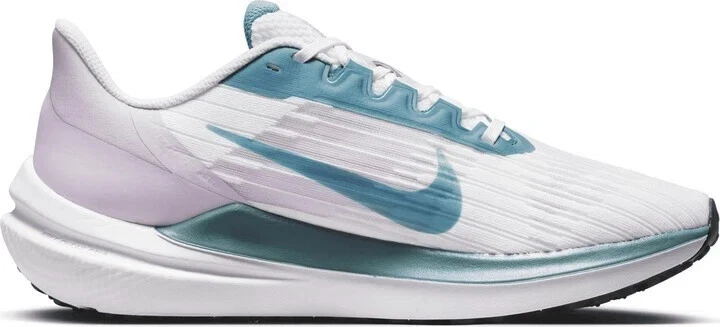 Nike Air Winflo 9 DZ4446 100 White/Cerulean-Doll-Black New Women's Size 8.5