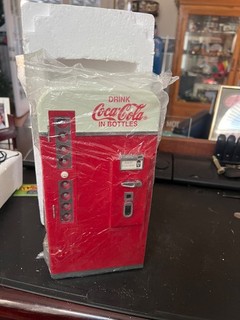 Enesco 1993 Coca Cola Multi Action Music Box Vending Machine Diorama VIDEO!!!