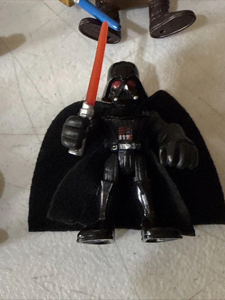 Lote de 15 figuras Hasbro Galactic Heroes Star Wars 2" Anakin Skywalker Vader Solo Foto 4 de 4