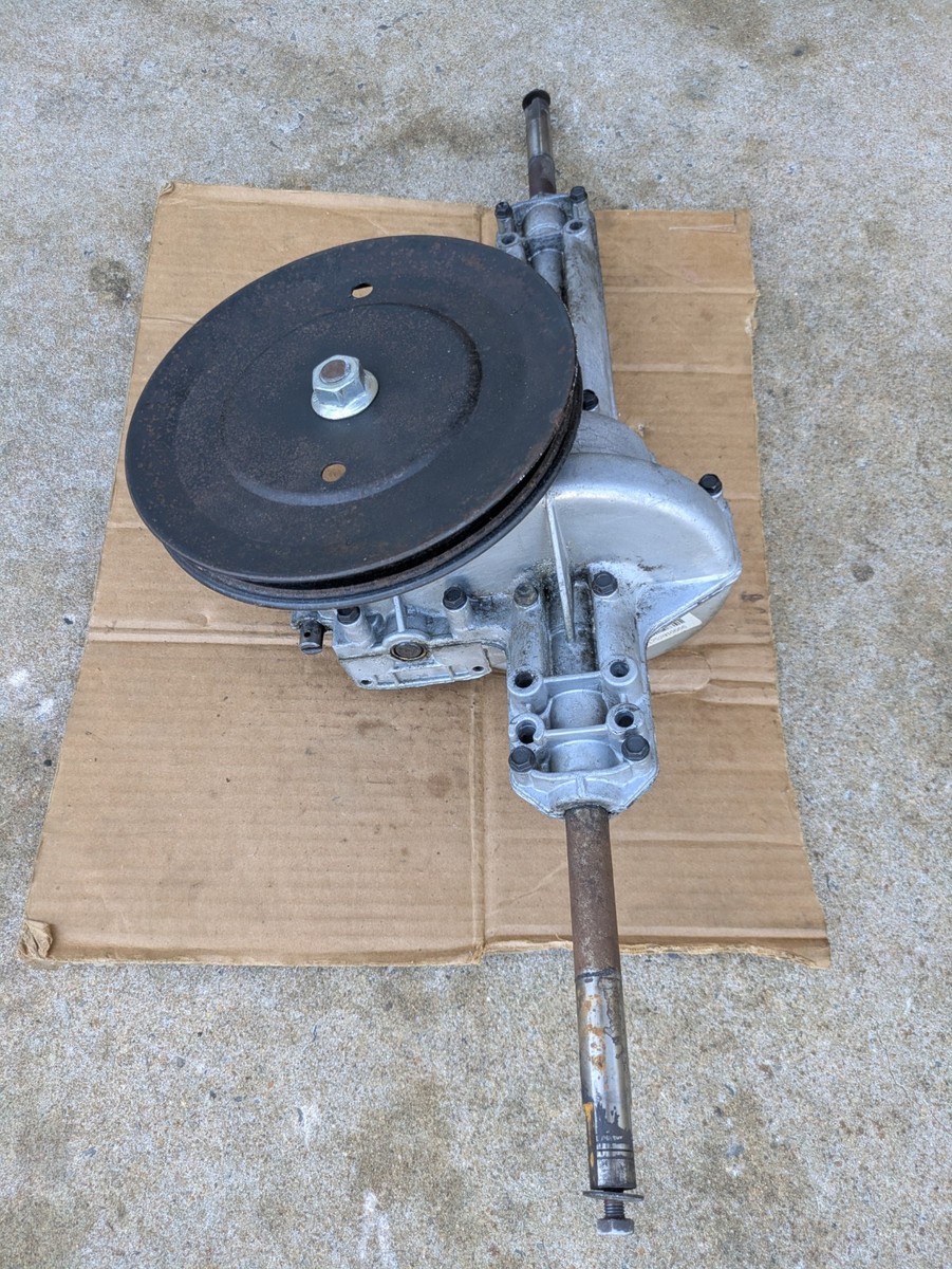 MTD Huskee 13AU678G131 Tractor Variable Speed Transmission