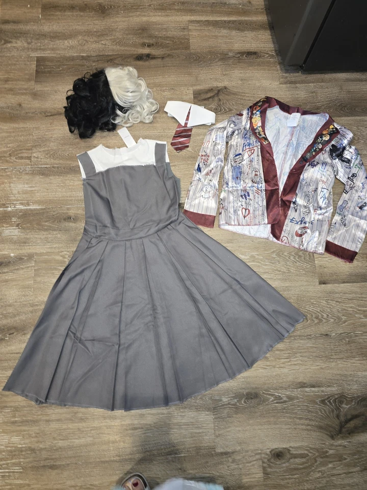 Disney ESTELLA De Vil Young Cruella Deville 3pc Costume & Wig girl size L 10/12 - Image 2 of 4