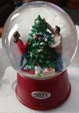 Wondershop Musical 2023 Snow Globe African American " Deck the Halls"