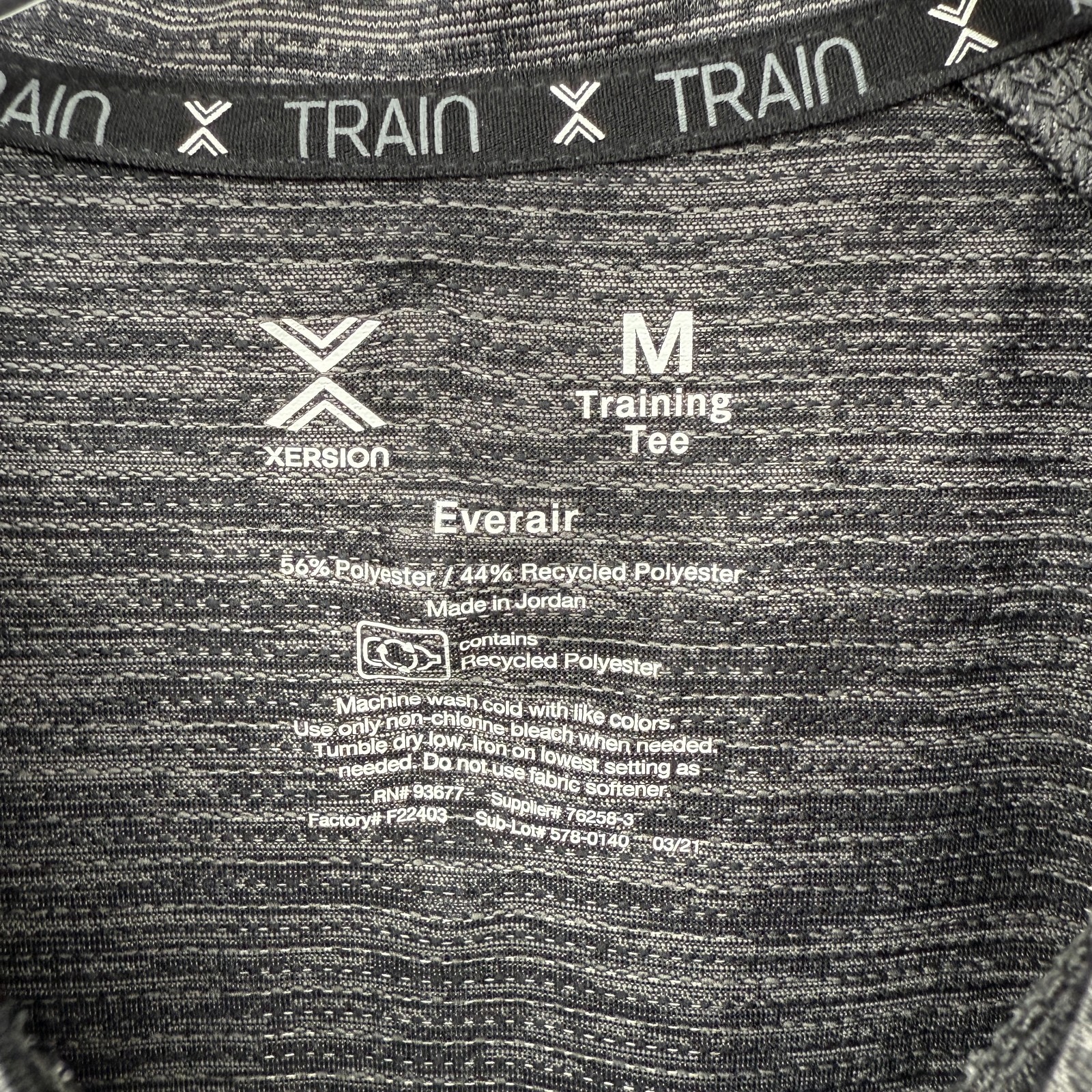 Xersion Shirt Men/Teen Medium Heather Gray Everair Long Sleeve Training Tee