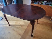 Large Extendable Dining Table with Tapered Legs - Seats 6-8 -