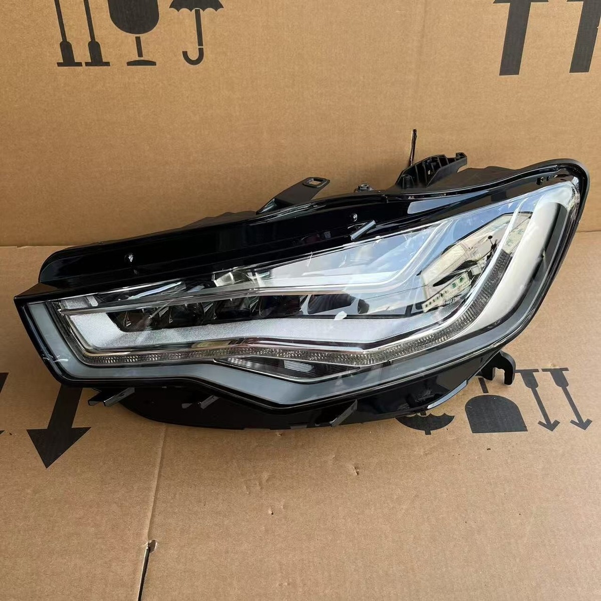 Audi A6 C7 LED left headlight EU version 4G0941033C 4G0941034C | eBay