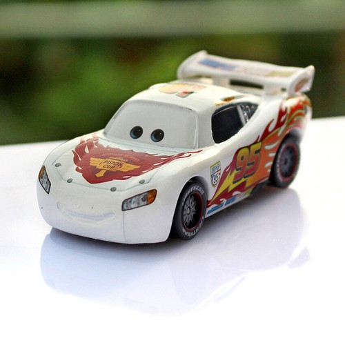 Coche modelo de película Lightning McQueen serie 1:55 McQueen Disney Pixar Cars diecast - Imagen 11 de 36