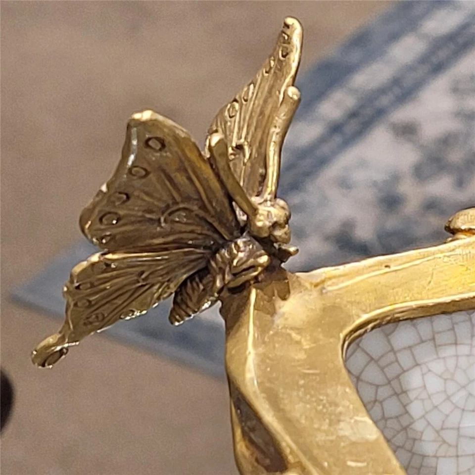 JARRÓN DE PORCELANA BLANCO CRAQUELADO PÁJAROS CON BRONCE ORMOLU-16,5""H Foto 4 de 4