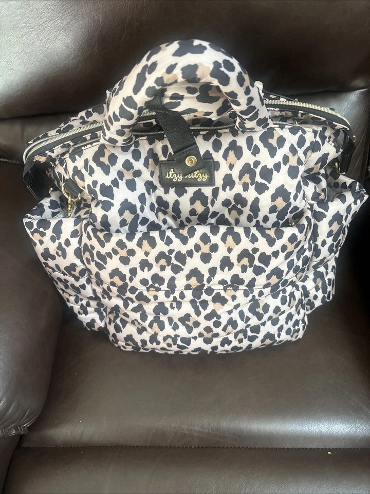 Itzy Ritzy Leopard Dream Convertible Diaper Backpack Bag & Changing Pad HTF - Image 3 of 4