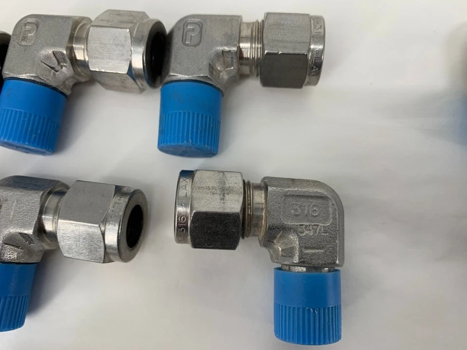 Parker & DK-LOK 1/4" A-LOK x MNPT Stainless Steel Male 90 Degree Elbow Lot of 11 - Image 4 of 4