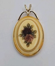 Vtg. Floral Roses Cameo Pendant Victorian Revival Gold Tone Bezel