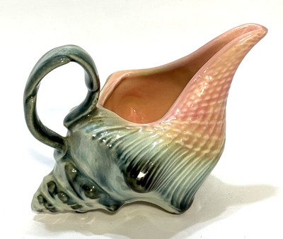 Hull Ebb Tide Seahorse Conch Seashell Creamer E-15 5''x3.75''4''