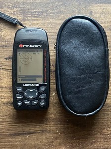 Lowrance iFINDER Handheld GPS 12-Channel Receiver Fishing Hunting Tested Working