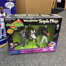 Playmates Space Jam Michael Jordan Triple Play 3-Figure Set *VINTAGE SEALED NEW