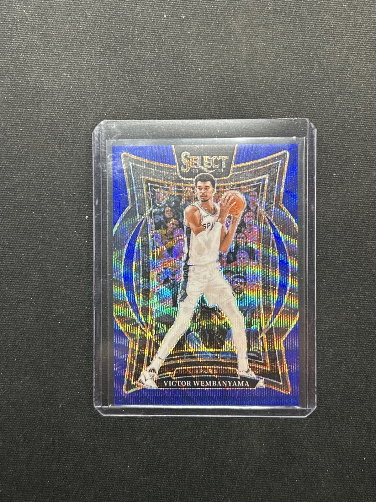 2024-25 Panini Select Concourse Victor Wembanyama #9 Blue Wave Prizm /75