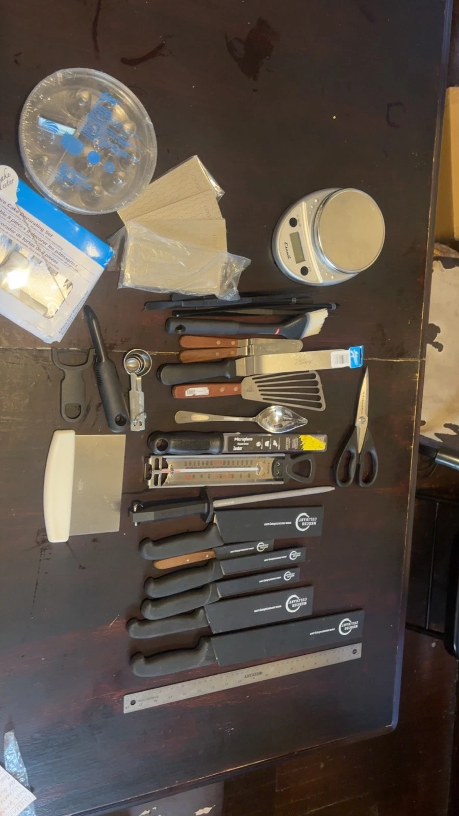Victorinox Professional Culinary Student Kit - Complete Set
Opens in a new window or tab