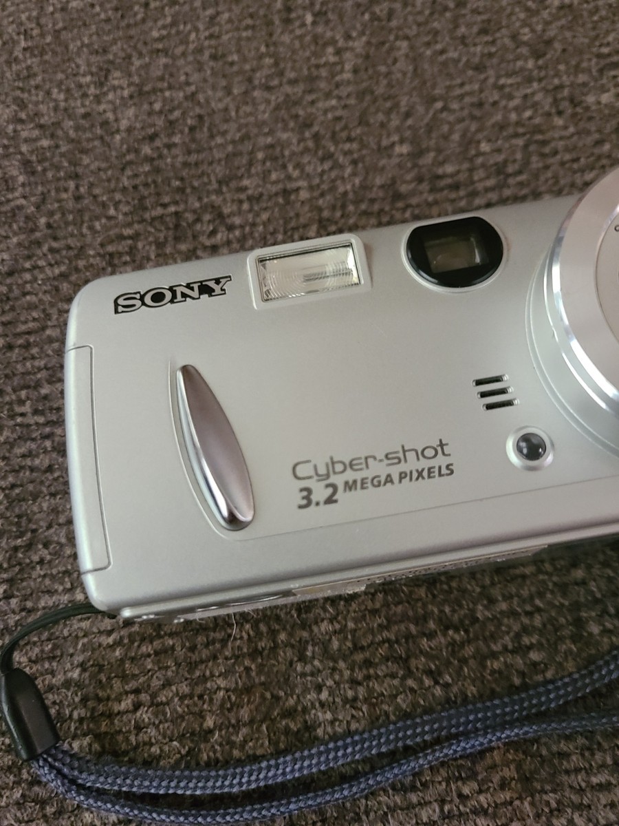 Sony Cyber-shot 3.2 MP MPEGMOVIE VX DSC-P72 works. R3 | eBay