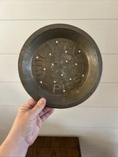 Vintage Metal COLONIAL PIES STAR PIE PAN PLATE 9” Farmhouse Primitive Kitchen