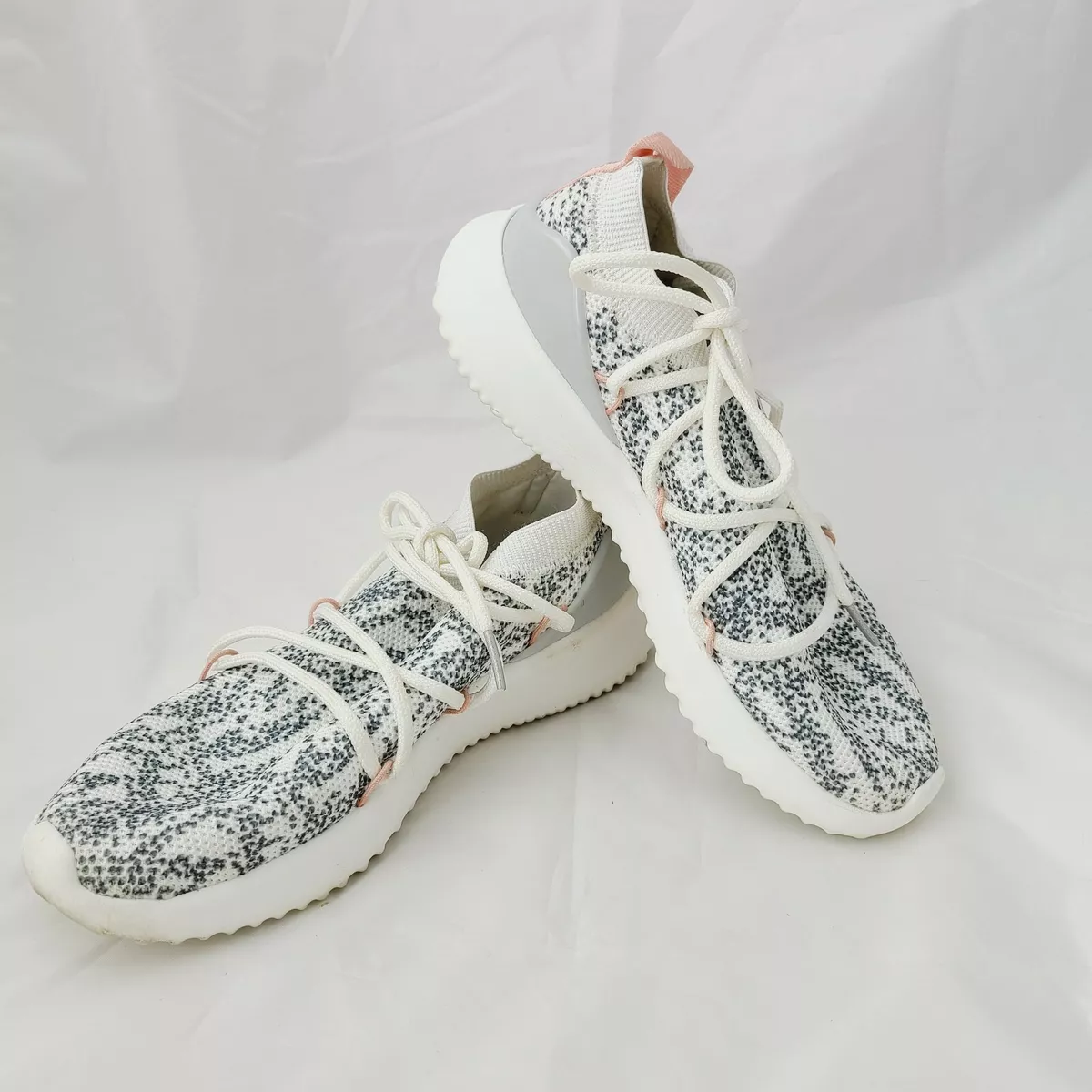 Adidas Womens Ultimamotion Running White Grey Shoes Size 7
