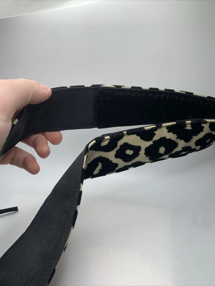 Capturing Couture Vintage Luxe Leopard 2'' Adjustable Camera Strap New w/ Tags - Image 3 of 4