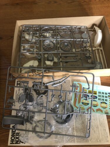 1/12 Tamiya Honda NXR 750 Motocross model kit PARTS - Picture 5 of 5