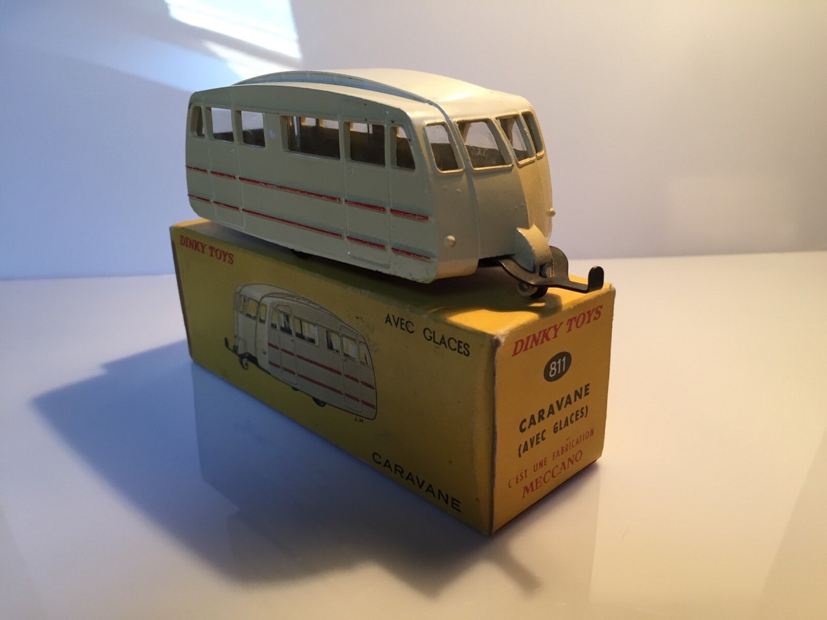 Dinky Toys Réf. 811 – Caravane avec glaces – Échelle 1/43 - Collection