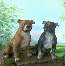 Staffordshire Bullterrier Pitbull Terrier Deko Figur natürlich Hund Garten groß